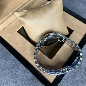 ساعت زنونه ورساچ نقره ای جذاب کد (440)